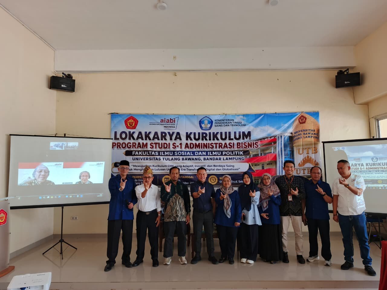 Lokakarya Kurikulum Program Studi S-1 Administrasi Bisnis Universitas Tulang Bawang